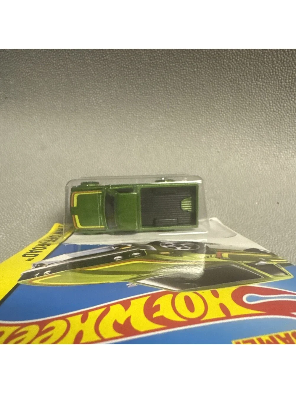 Hot Wheels flat straight
